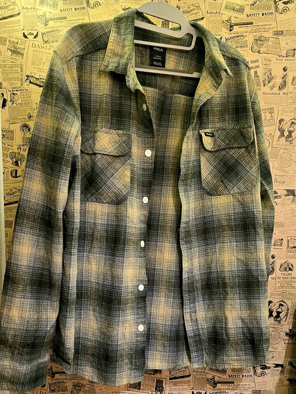 RVCA Men's Plaid Button Down Size Large